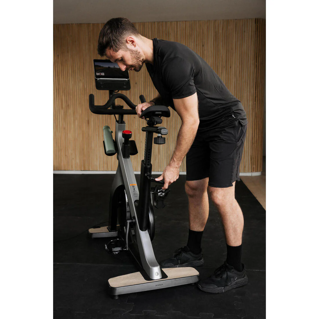 Bicicleta Biking Training Bike 900 Conectada - Image 14