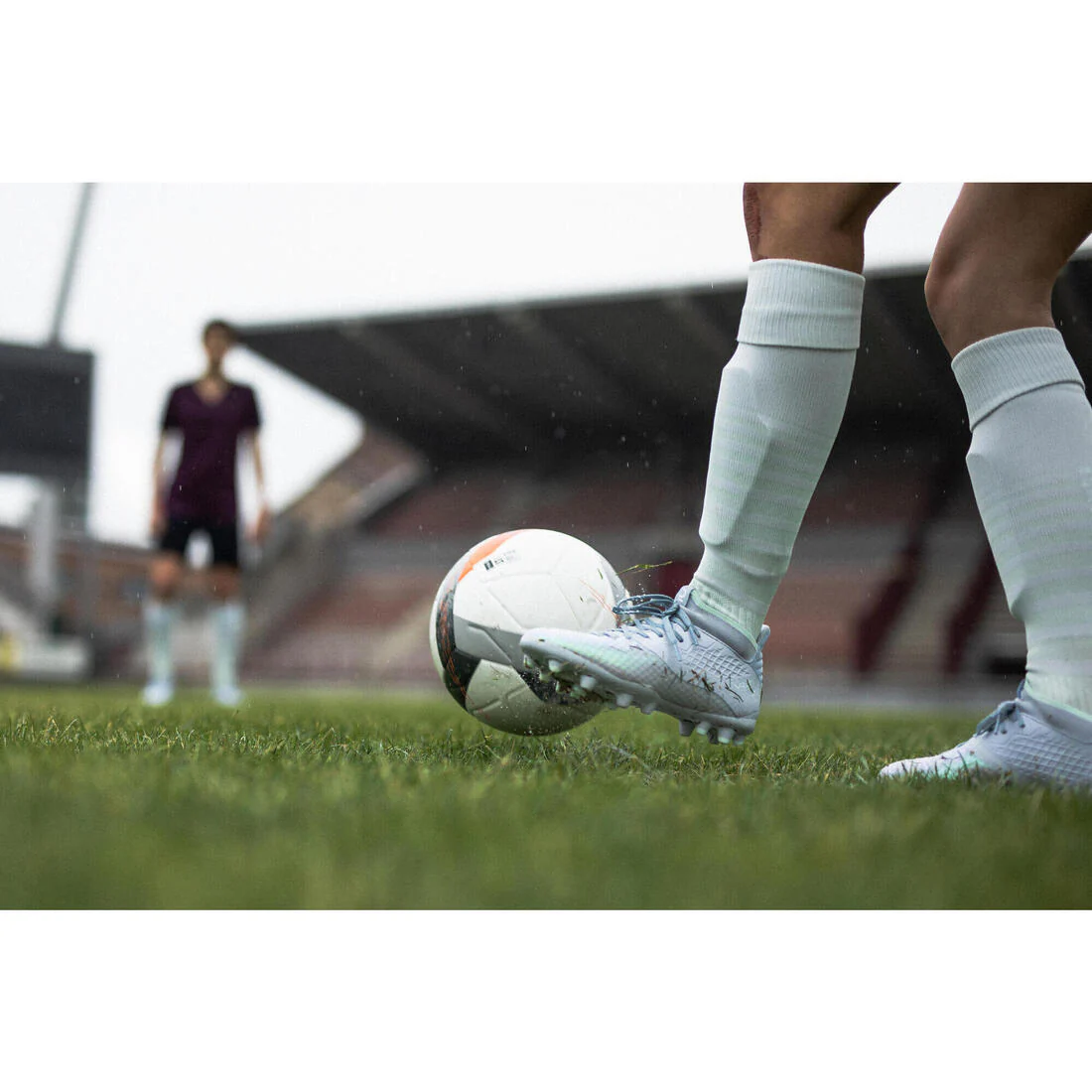 Botas de Fútbol Viralto+ III MG Mujer Gris - Image 9