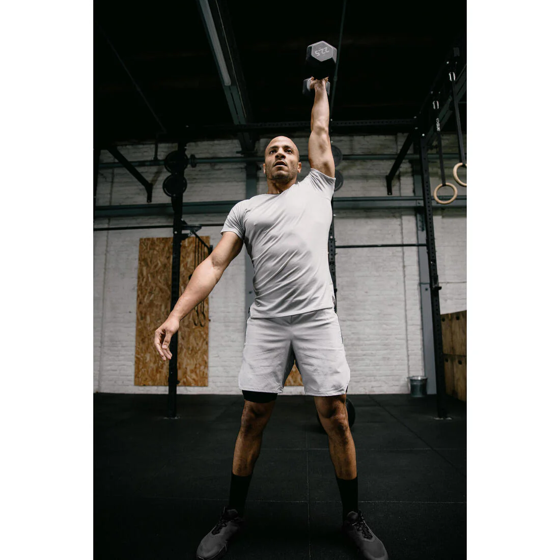 Camiseta manga corta Cross Training con tecnología Celliant Hombre gris - Image 10