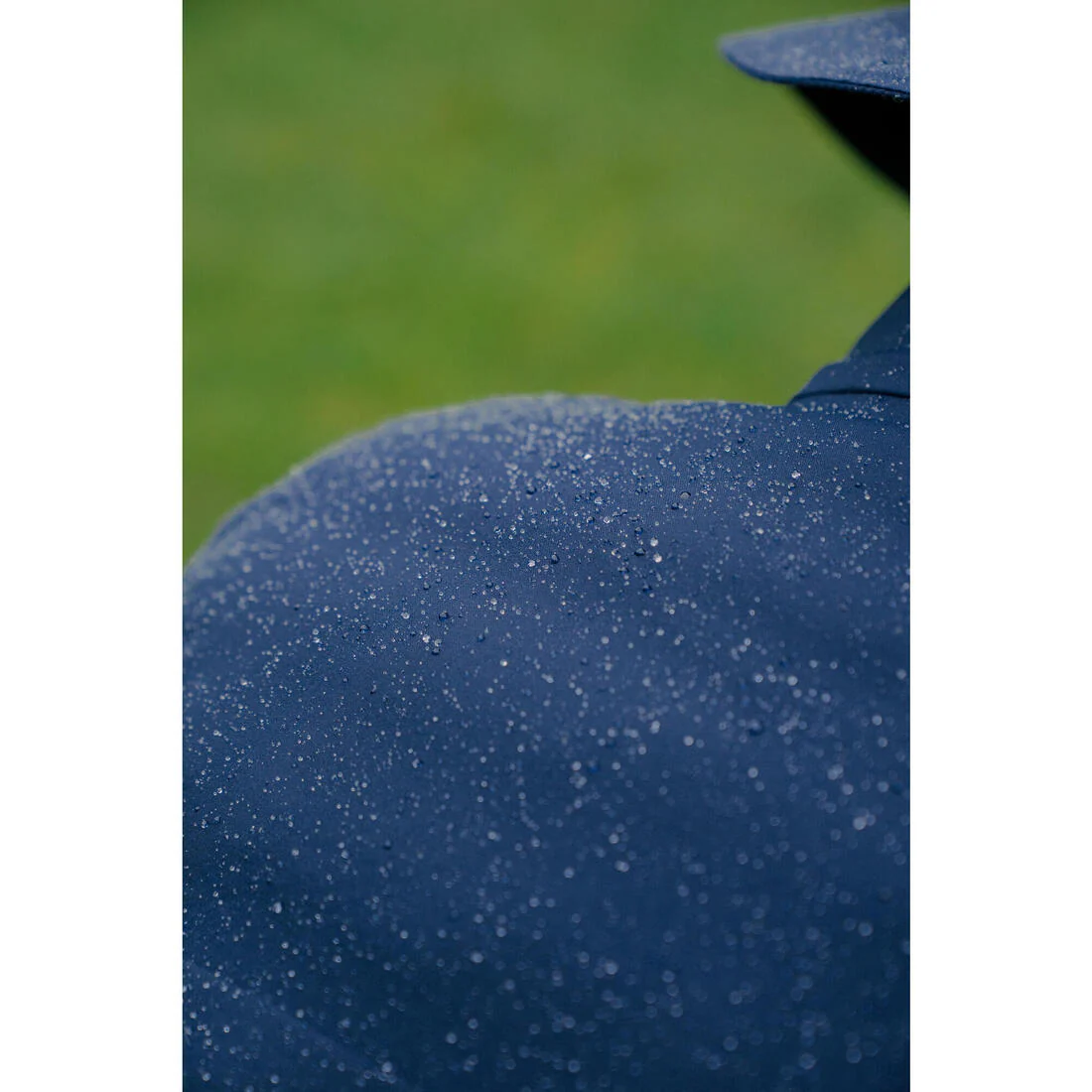 Chaqueta impermeable de golf Hombre, RW500 azul marino - Image 12
