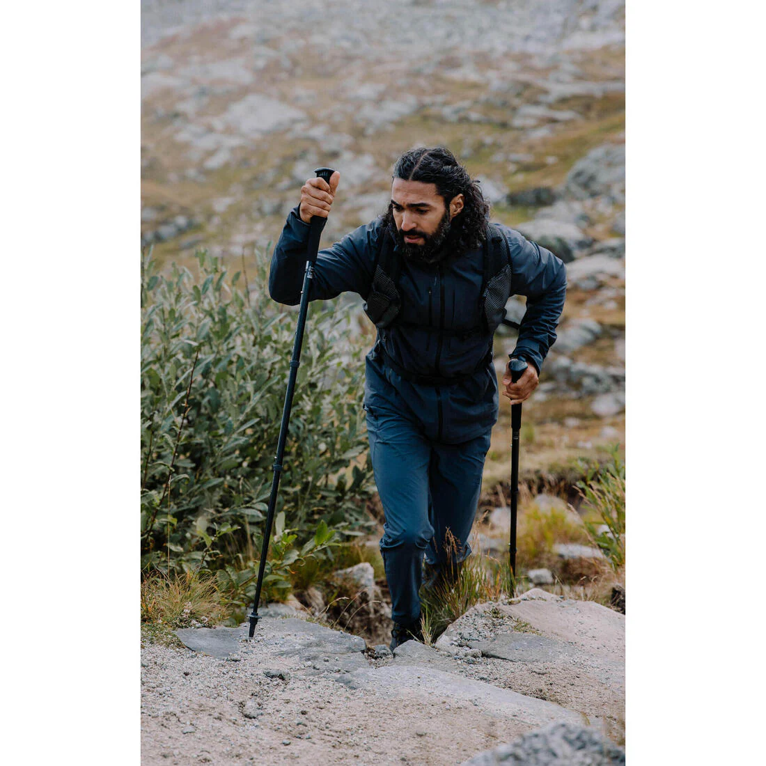 Chaqueta impermeable de montaña y trekking con capucha Hombre Quechua MH900 - Image 15