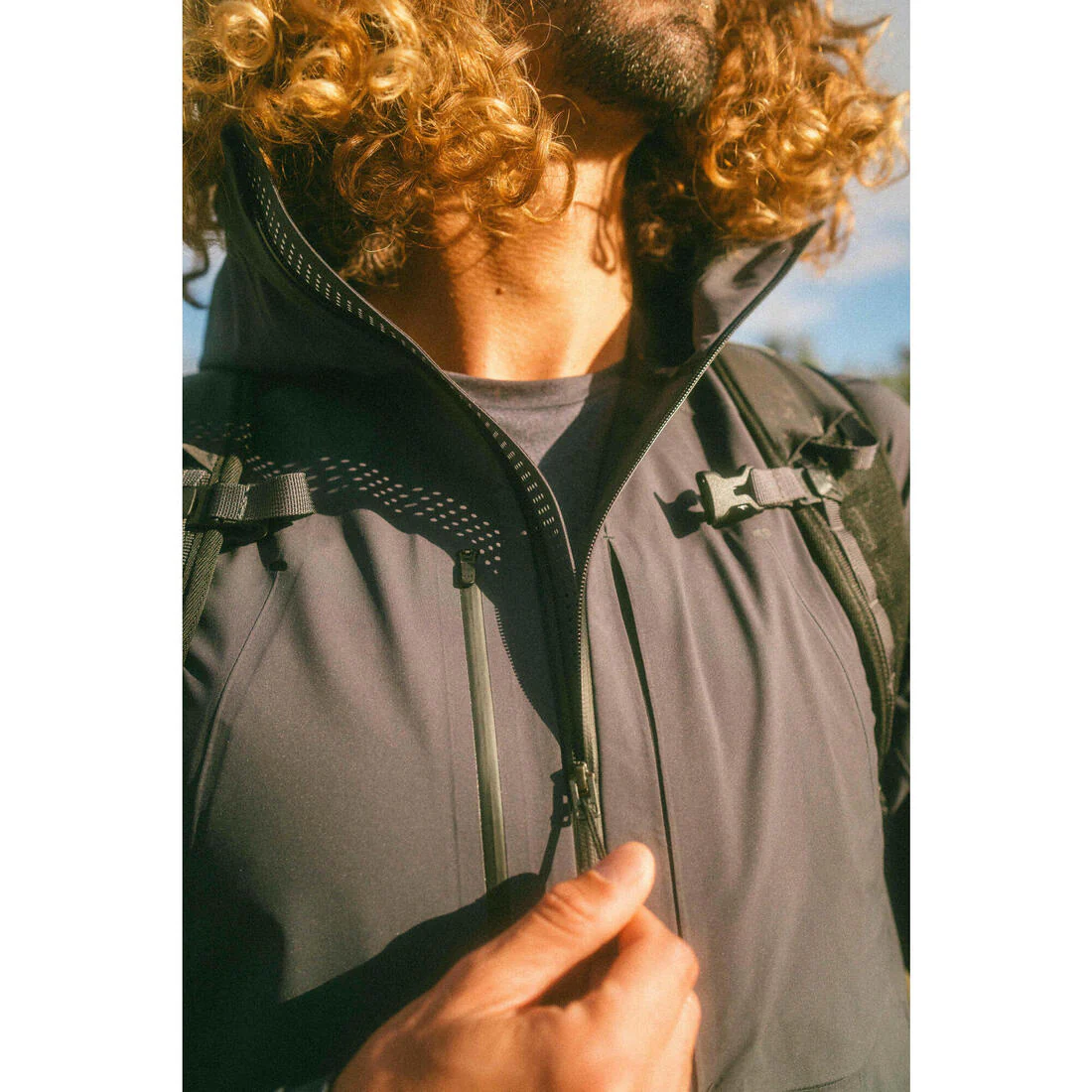 Chaqueta impermeable de montaña y trekking con capucha Hombre Quechua MH900 - Image 17