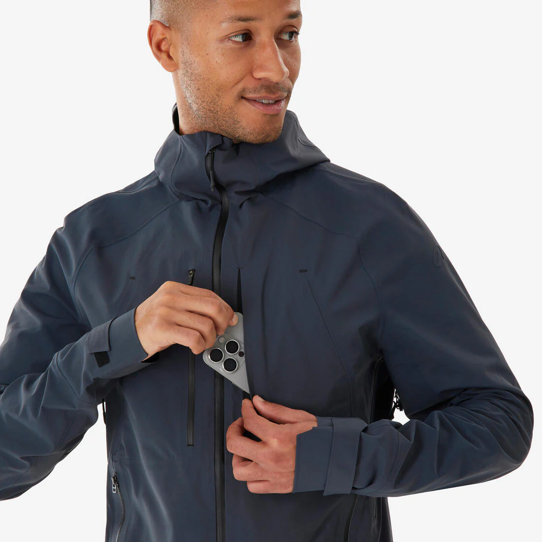 Chaqueta impermeable de montaña y trekking con capucha Hombre Quechua MH900 - Image 7