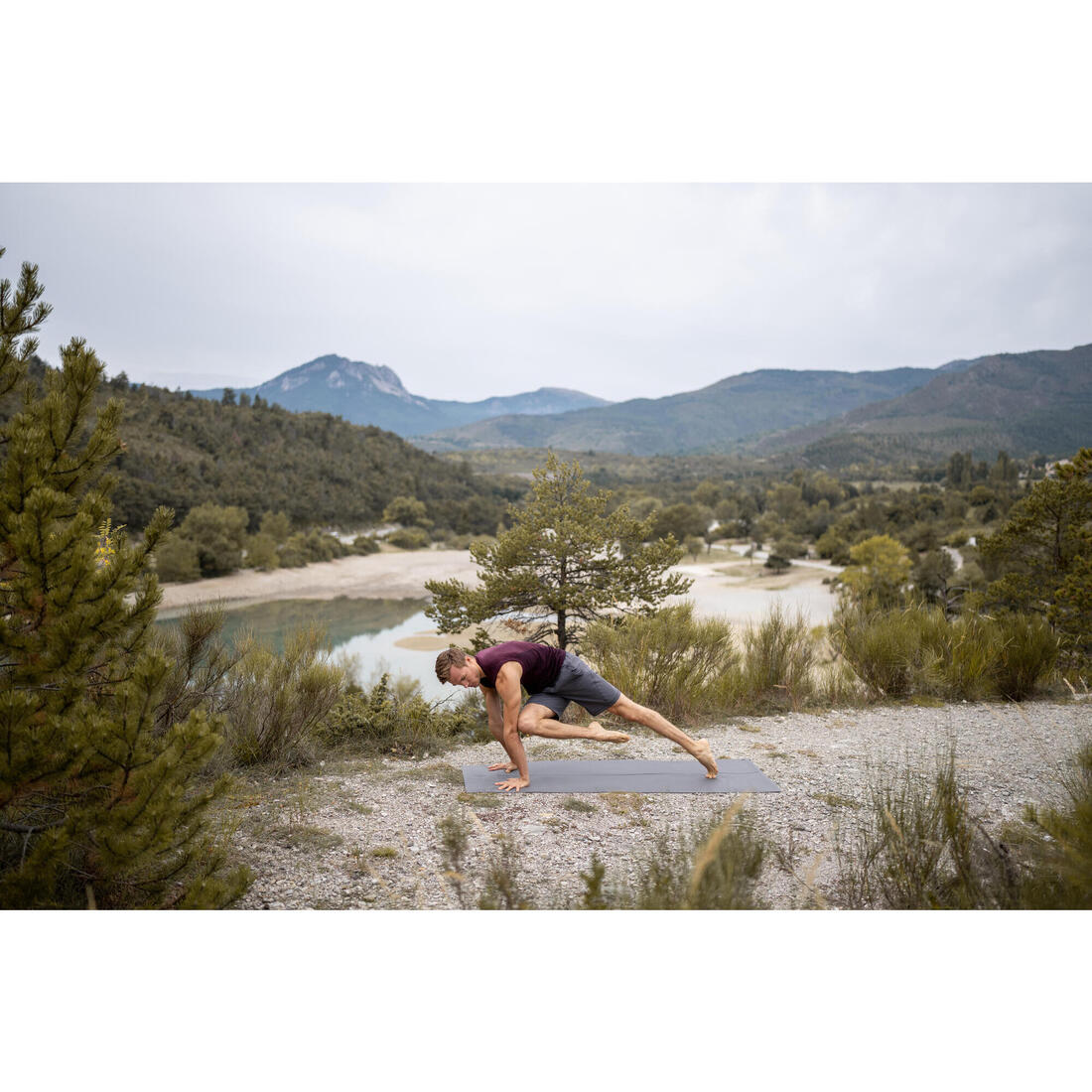 Esterilla/Sobreesterilla Yoga Gris Antideslizante Plegable 180 x 62 cm x 1,3 mm - Image 7