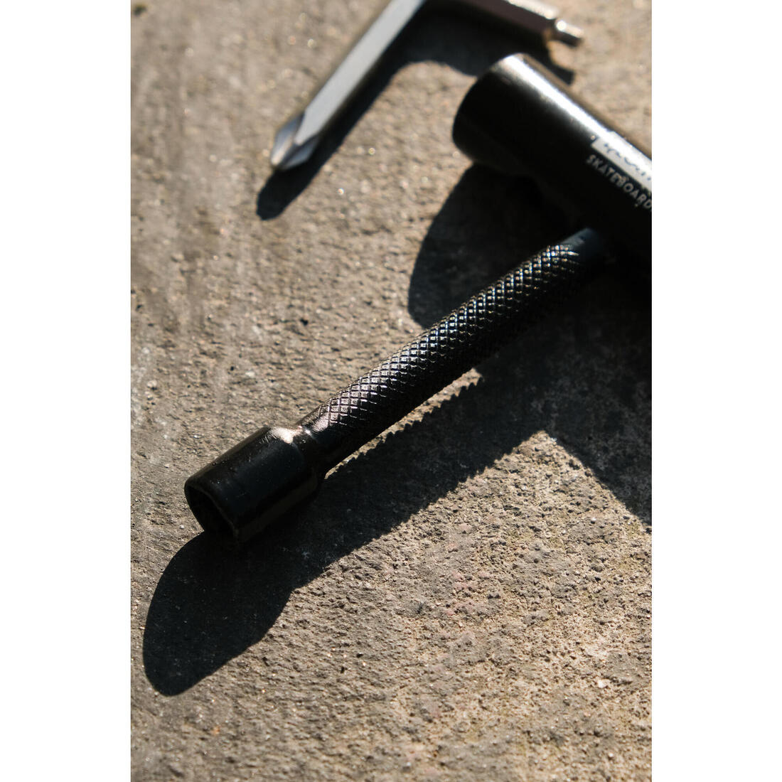 Herramienta Skateboard/Longboard TT500 Negro Metal - Image 11