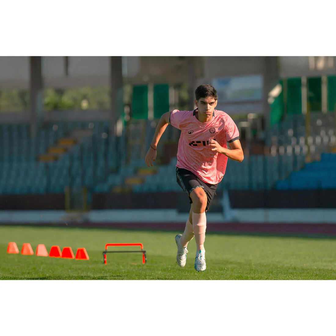Lote de 6 conos de entrenamiento Essential 15 cm naranja - Image 4