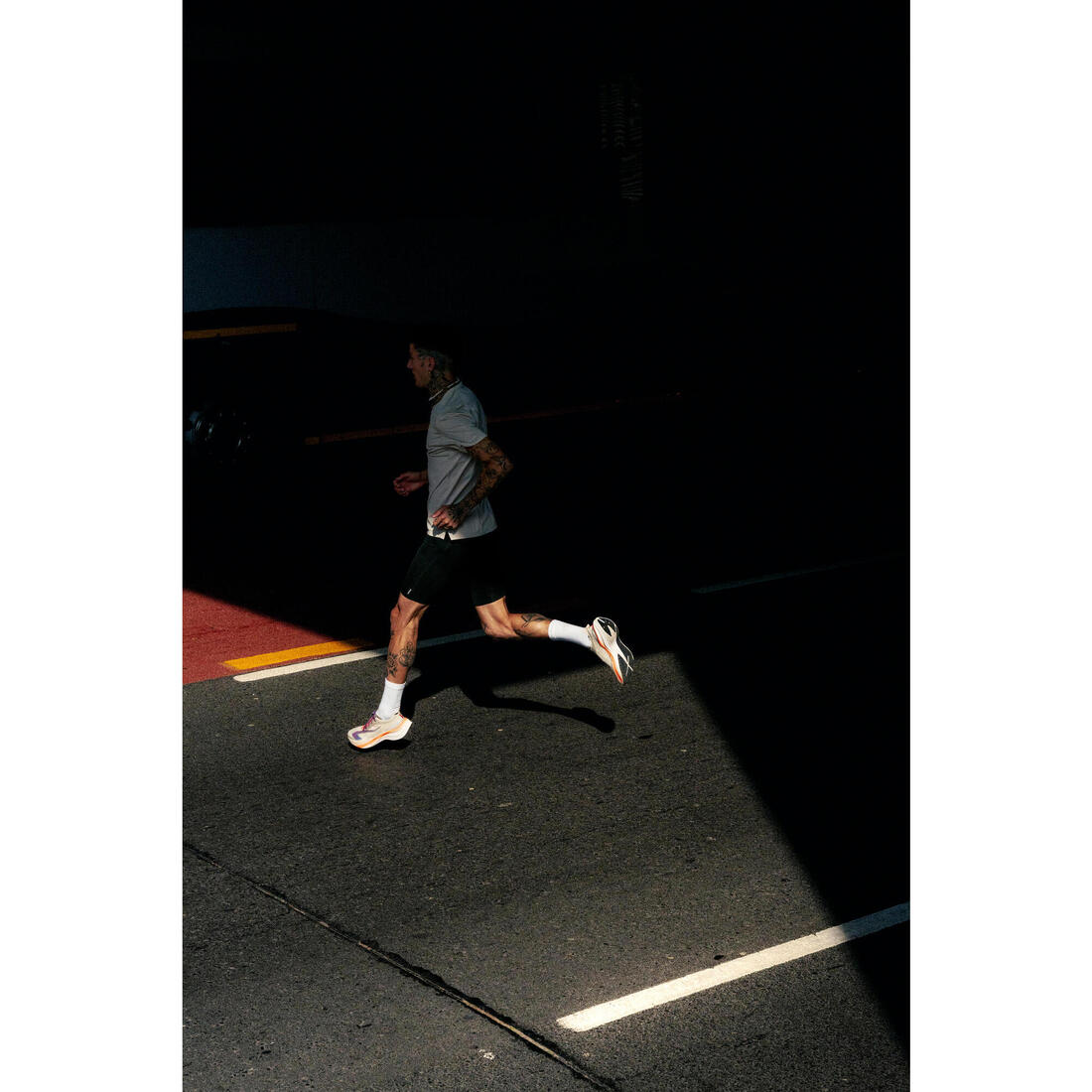 Mallas running  cortas Hombre Kiprun negro - Image 10