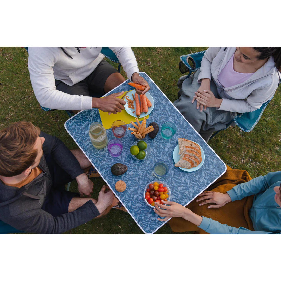 Mesa plegable de camping 2-4 personas Quechua - Image 15