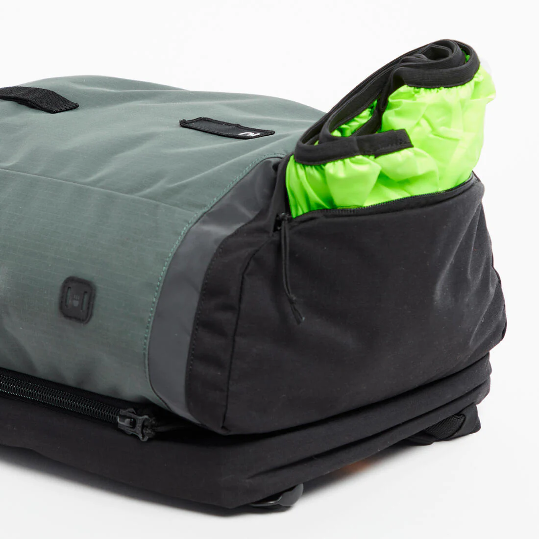 Mochila/Alforja Doble Para Portaequipajes Bici Verde Gris 27 Litros - Image 11