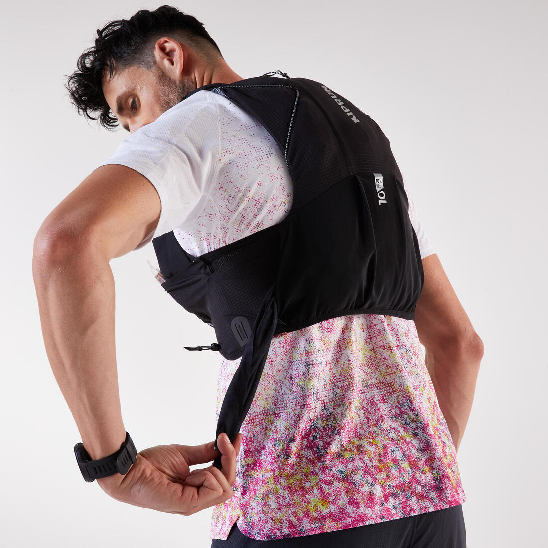 Mochila trail running unisex + bolsa agua 1L incluida - KIPRUN 900 10L negro - Image 7