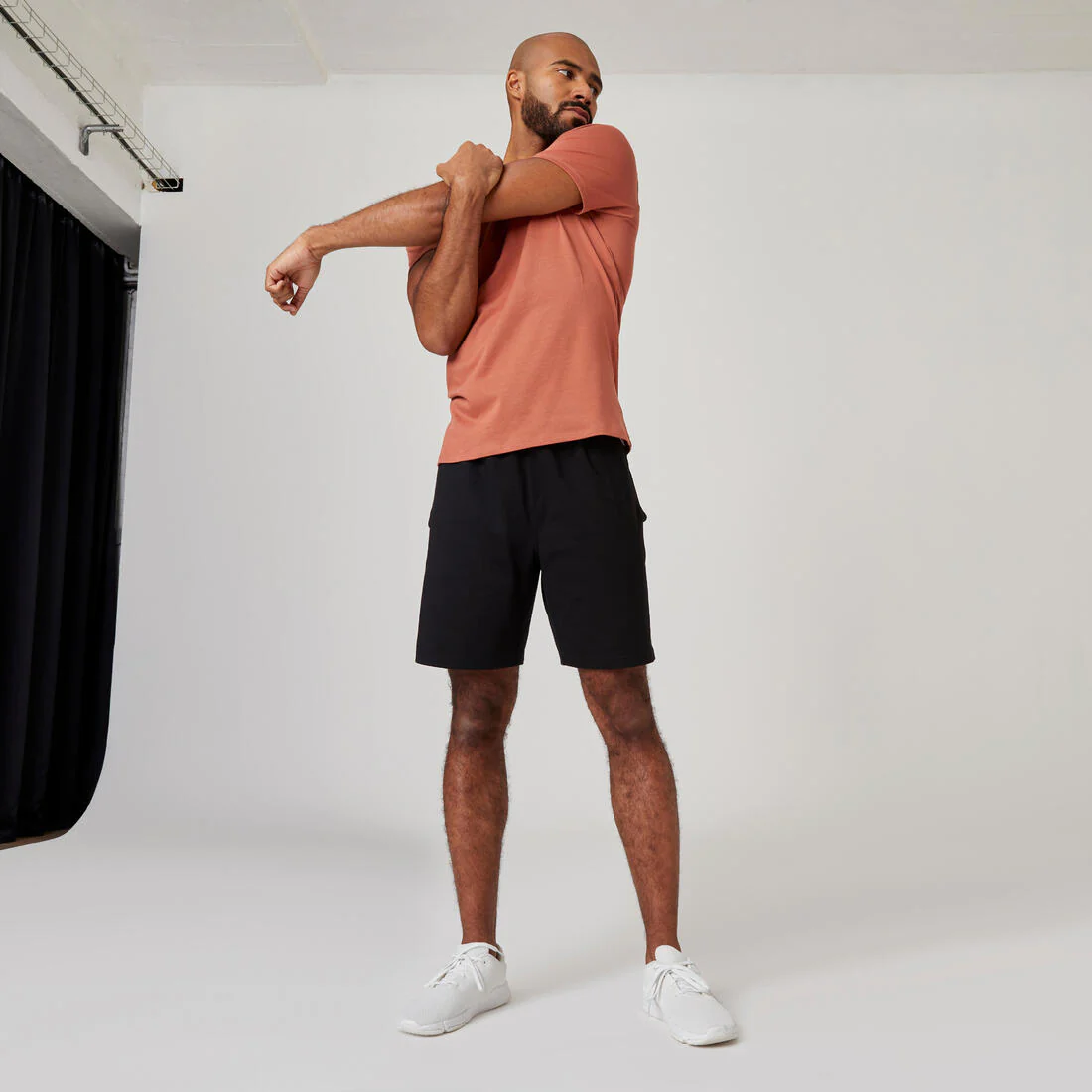 Pantalon corto chándal short recto algodón Hombre Domyos Essential - Image 10