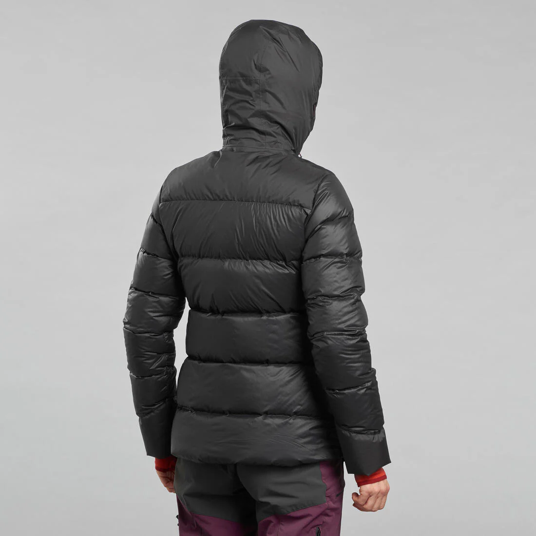 Plumífero de montaña y trekking Mujer Forclaz MT900 granate negro - Image 2
