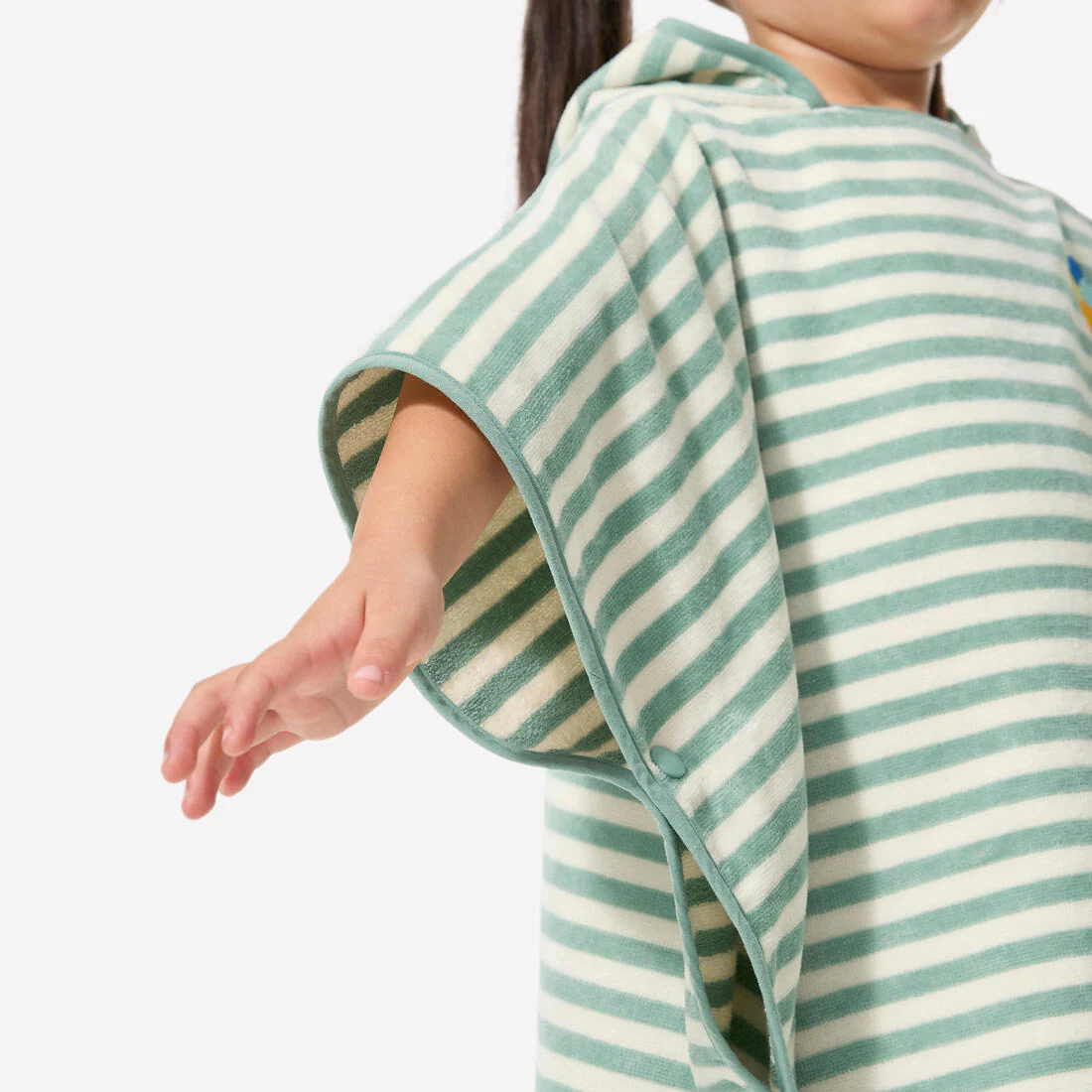 Poncho Bebé Verde Rayas - Image 6