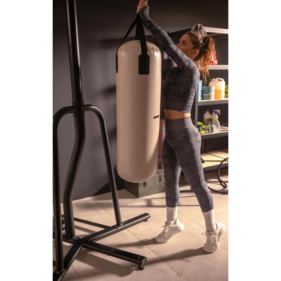 Saco Boxeo Air Gel Adultos Beis-Negro - Image 9