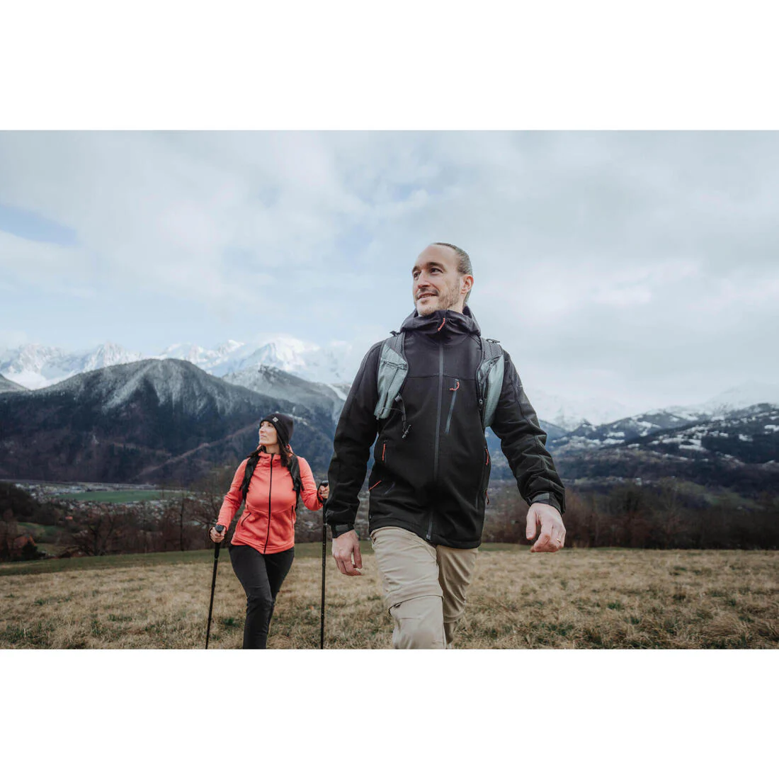 Softshell de montaña y trekking perlante cortavientos Hombre Forclaz MT500 - Image 9