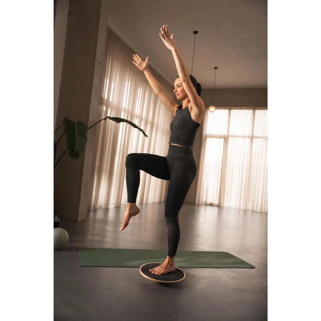 Tabla Equilibrio Fitness Negro Madera - Image 7