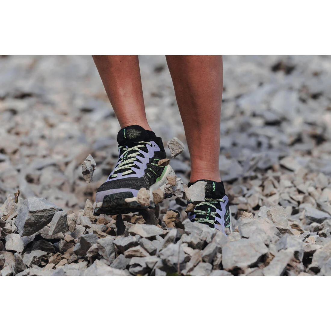 Zapatillas de running trail mujer, Kiprun MT3, negro ahumado - Image 18