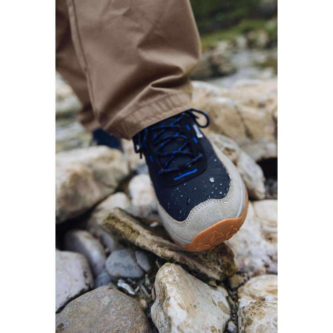 Zapatillas de montaña y trekking impermeables NH500 bajas WP negro ahumado - Image 20