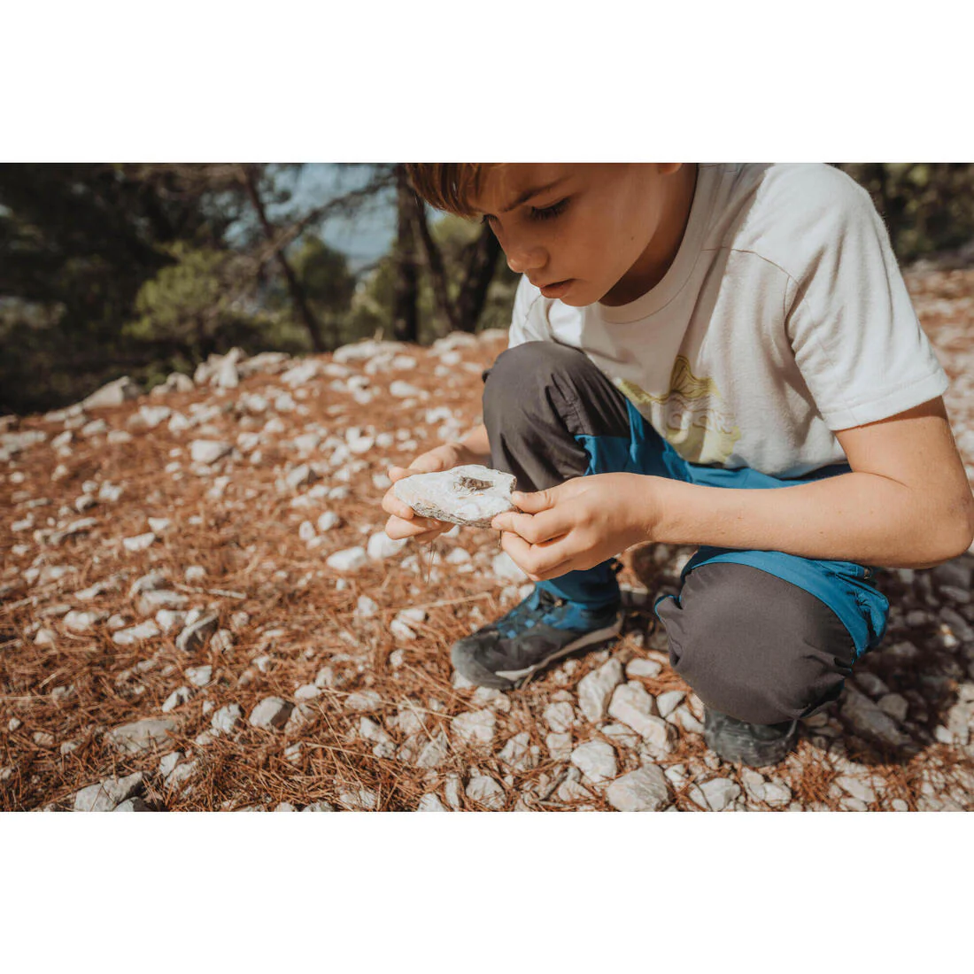 Zapatillas de montaña y trekking impermeables Niños 35 a 38 Quechua Crossrock - Image 10